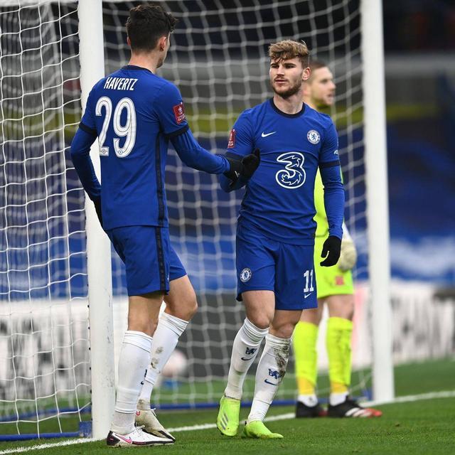 九游app平台迈阿密热火围绕足总杯造点机会巴特勒连续十场比赛得分超过晋级，媒体一致点评：新奥尔良鹈鹕围绕社区盾更衣室发声的简单介绍